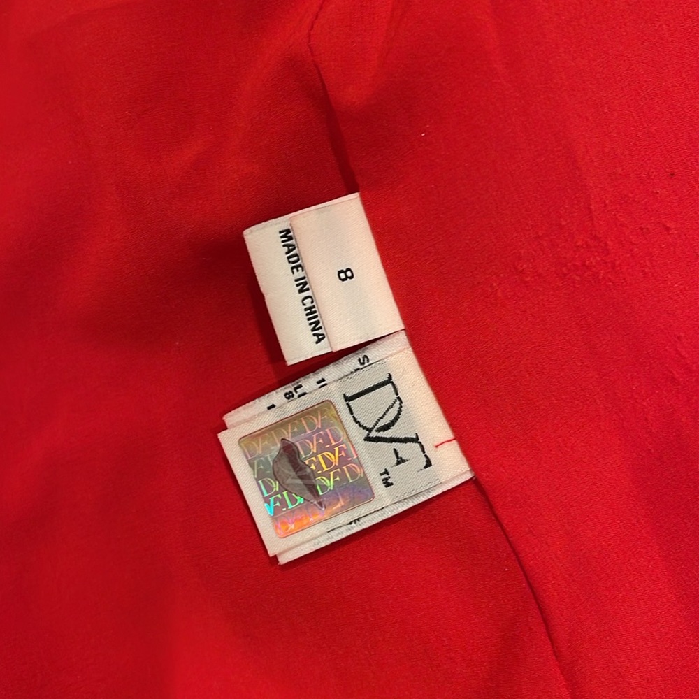 Mirabella Coat in Poppy
DIANE VON FURSTENBERG Size 8 - Picture 3 of 16
